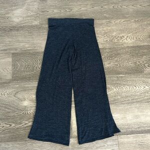 Minnie Rose wide-leg pant with elastic waist. Super soft line/poly bland.